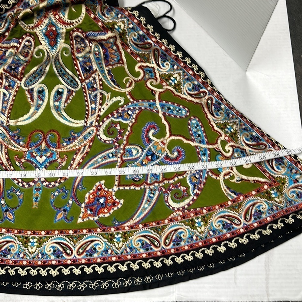 Multi color top NEW - Picture 6 of 8